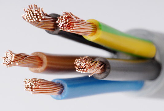 Farklı türdeki güç kabloları hangi durumlar için uygundur?